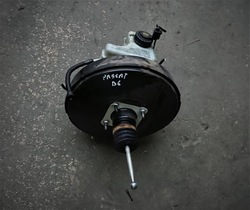 Підсилювач volkswagen 3c1614105ah фото №1