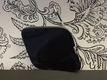 Opel astra 4 заглушка фаркоп бампера зад sedan 09- фото №1