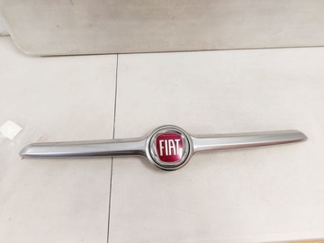 Fiat 500x планка бампера перед накладка эмблема 07356261380 фото №1