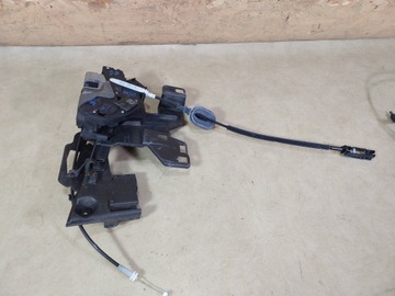 Fiesta mk7 замок двері праві перед 4 pin фото №1