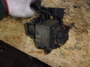 Vw passat b6 насос abs 2.0 tdi 3c0614095e фото №1