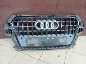 Audi q3 s line решітка фото №1