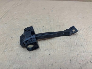 Обмежувач drzawi зад audi q2 2017- 81a839249 фото №1