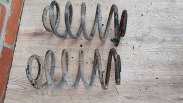 Jeep grand cherokee wj 4.0 пружина підвішування зад задня фото №1