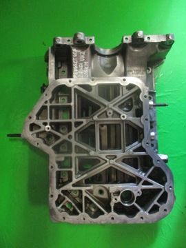 Піддон масла 2.7hdi uhz peugeot 607 5u3q-6u004-db фото №1