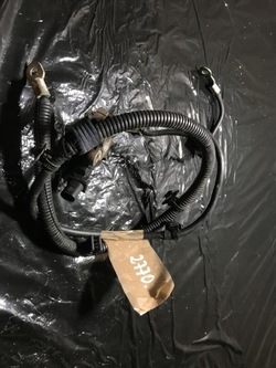 Клемма минус минусовая предохранитель акумулятора citroen c5 iii x7 9675340380 фото №1