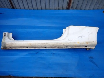 Hyundai i20 3d 08-12 порог левый фото №1