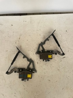 Петлі капота bmw 5 f10 f11 фото №1