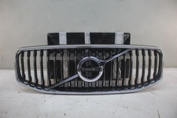 Решётка радиатора volvo xc60 ii 2 фото №1