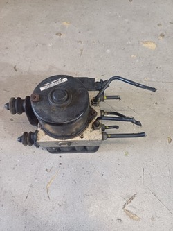 Насос abs skoda octavia ii 04-08r. nr. 1k0614517n фото №1