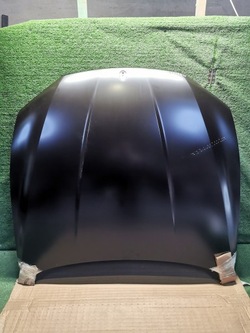 Maserati levante 16- капот крышка двигателя новая 673005571 фото №1