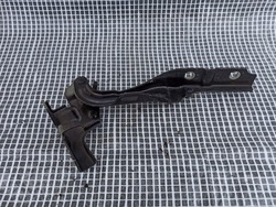 Alfa romeo giulietta петля капота левый 805 nero фото №1