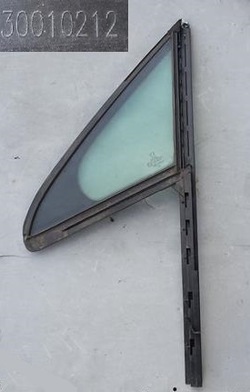 Скло двері лівий перед peugeot 508 30010212 фото №1