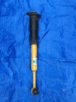 Dodge challenger charger srt 08 09 амортизатор зад фото №1