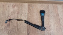 Bmw e90 e91 натягувач ременя безпеки праві фото №1