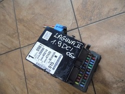 Laguna ii 1.9dci 05' модуль коробка запобіжників 8200420890 фото №1