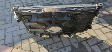 Радиатор + вентилятор демонтаж рестайлинг 2.0d evoque f-pace комплект gj32-19e839ac фото №1