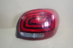 Лампа права задня праві зад citroen c3 iii 2016- фото №1