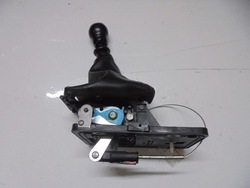 Важіль зміни коробки передач subaru forester iii 2.0d 09 фото №1