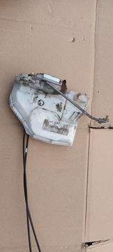 Замок двері праві перед suzuki swift iii 5d 82201-62j30 фото №1