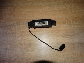 Модуль датчик сигнализации audi a6 c6 q7 4f0951177 фото №1