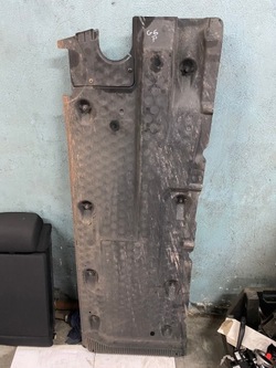 Плита шасси правая golf vi фото №1