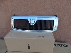 Решётка решётка радиатора skoda superb i 2002-2006 передний рестайлинг 3u0853651 фото №1