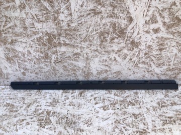 Volkswagen оригінальний номер 3g0853267 планка двері фото №1