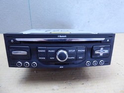 Радіо cd peugeot 3008 5008 c3 98016550xt фото №1