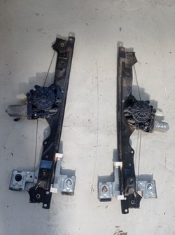 Jeep grand cherokee wk механізм скла лівий зад фото №1