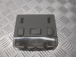 Освещение кабины перед audi a2 1.4 8z0947111 фото №1