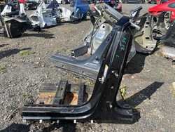 Поріг лівий стійка a6 c8 фото №1