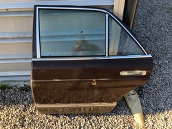 Правая задняя планка дверь накладка хром mercedes w126 se фото №1