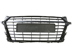 Решітка радіатора решітка audi tt чорний line 8s0853651 фото №1