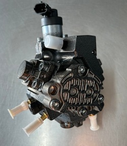 Насос впрыскивающий новая bosch 0445010234 opel renault 2.3 2.0 movano master фото №1