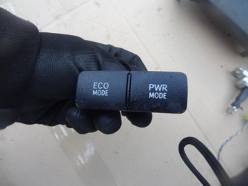 Кнопка eco pwr toyota hilux viii 16r- фото №1