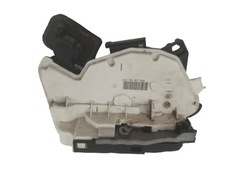 Volkswagen оригінальний номер 5k1837016e 5k0837017g фото №1