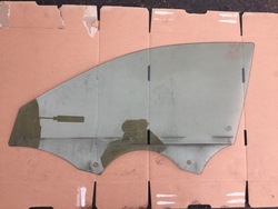 A3 8v sedan скло двері ліва передня лівий перед фото №1