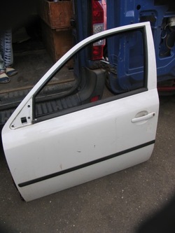Skoda octavia i дверь lp фото №1