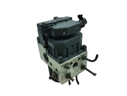 Mitsubishi carisma 1.8 насос гальмівна mr249754 фото №1