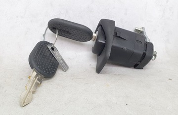 Ручка замок дверь fiat panda i 71718468 оригинал фото №1