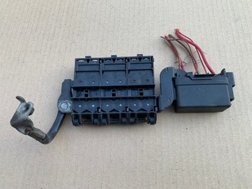 Коробка предохранителей 5j0937548 skoda fabia ii оригинал фото №1