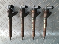 Форсунки форсунки opel zafira c 2.0 cdti 0445110327 фото №1