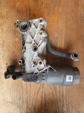 Радиатор масла a6511801165 mercedes sprinter vito 2.2 cdi фото №1