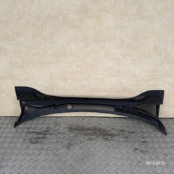 Панель під лобовим склом комплектні hyundai tucson ii 86151-d7000 фото №1