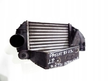 Vw passat b5 03r fl 2.5 tdi інтеркулер лівий фото №1