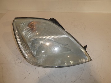 Лампа права передня ford fiesta mk5 v фото №1