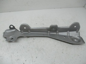 W164 ml крепление левого передней крыльев фото №1