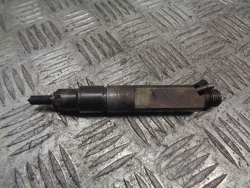 Форсунка інжектор vw golf iv 028130202p фото №1