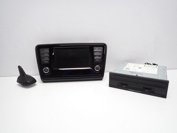 Радіо навігація навігація заводська eur 5e0919605j 5q0035874b octavia iii 5e 16r фото №1